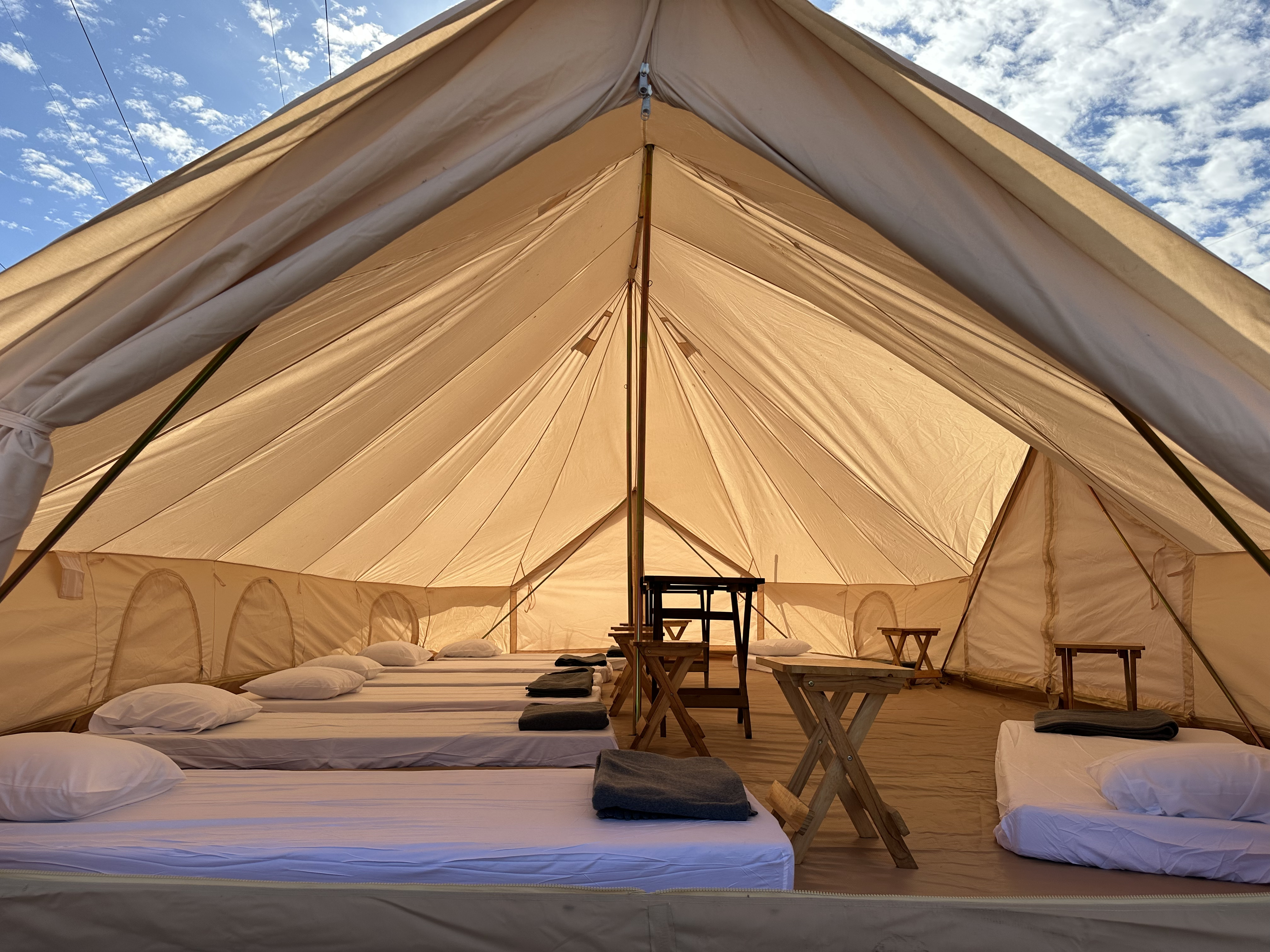 Luxury Village — Emperor Tent (8 personas)